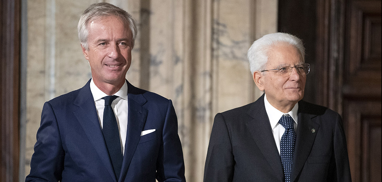 Carlo Pesenti riceve dal presidente Mattarella  L’insegna di cavaliere dell'ordine "al merito del lavoro"